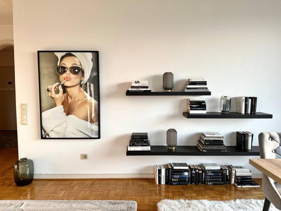Exklusiver Rheinblick Messe Parken Luxus 10 Personen Apartment *