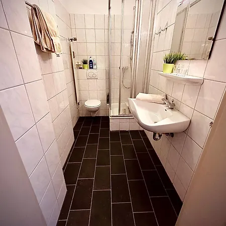 Exklusiver Rheinblick Messe Parken Luxus 10 Personen Apartment