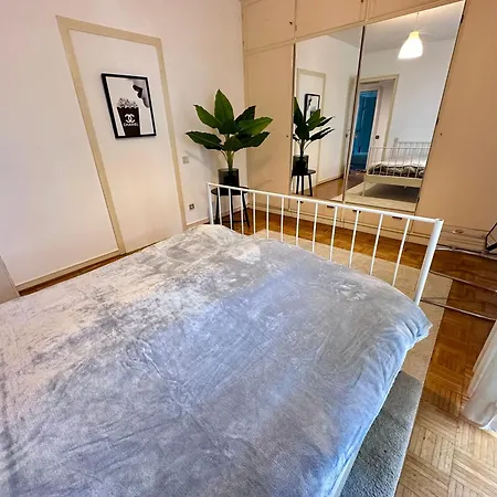 Exklusiver Rheinblick Messe Parken 5 Zimmer, 12 Personen Apartment